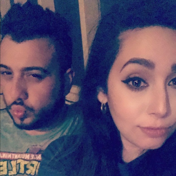 COPY - Meet your Posher, Sophia - Picture 2 of 5